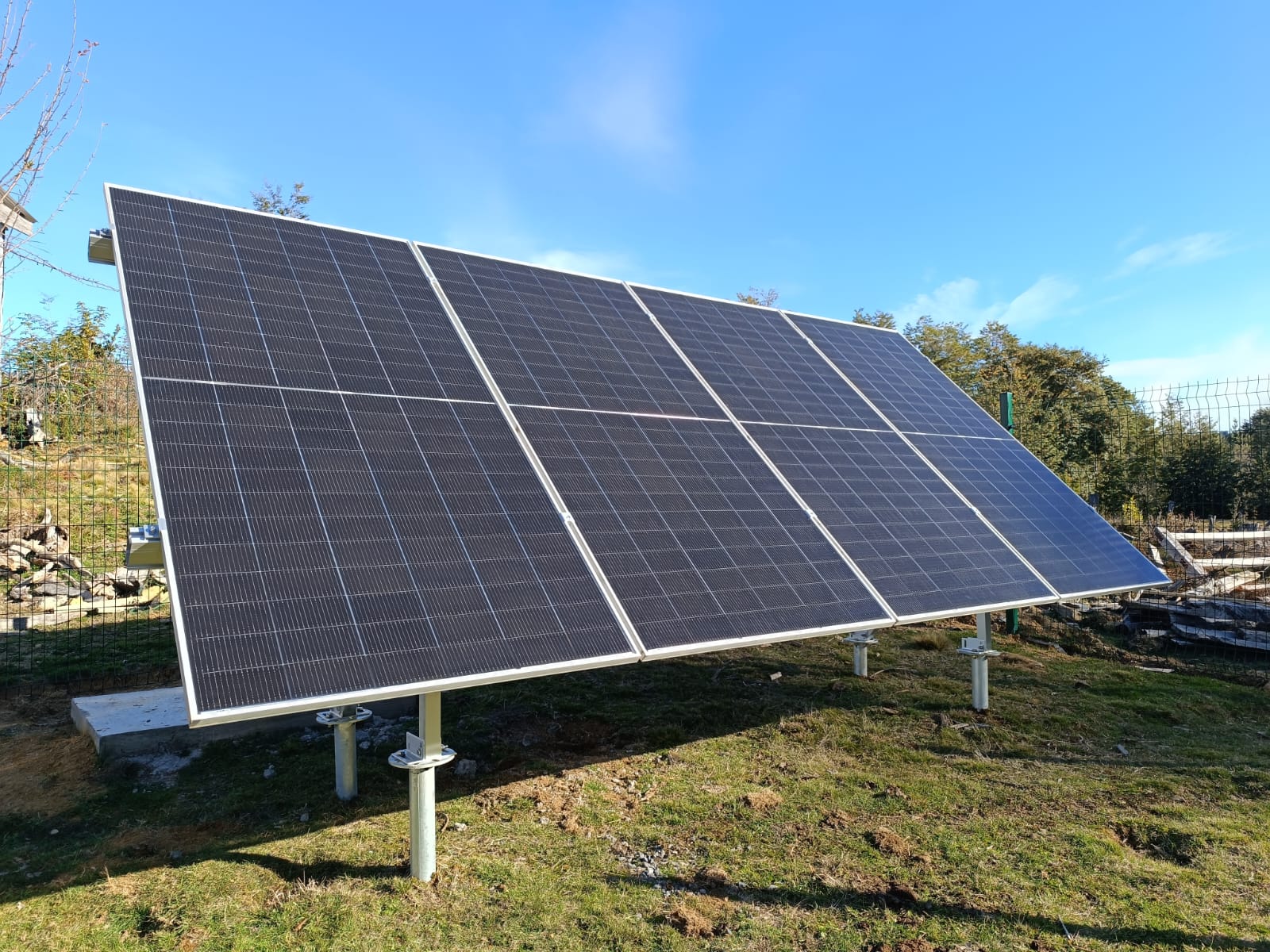 6043c90a-601d-4767-a309-05247ea199a1